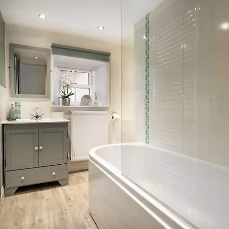 Feriehus Pinewood - Newby Bridge *